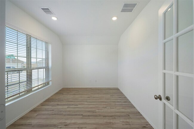 Foto del edificio - 307 Flower Reed Ct