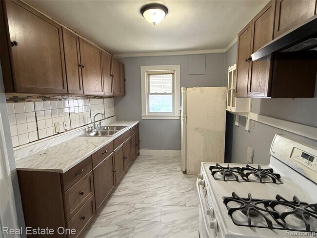 Foto del edificio - 6117 Kenilworth St