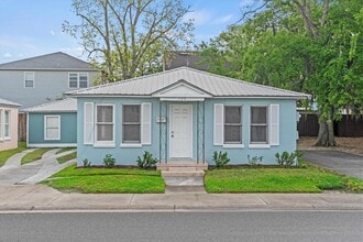 Building Photo - 137 Riberia St