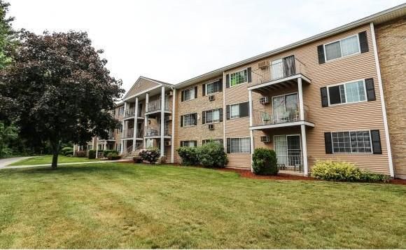 Primary Photo - 377 Huse Rd