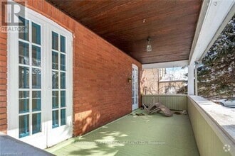 Building Photo - 4697 McDougall Crescent