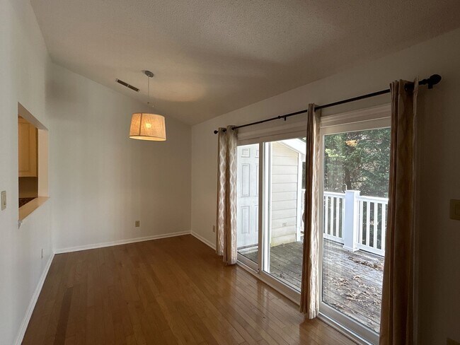 Building Photo - T.R. Lawing Property in Park Walk!