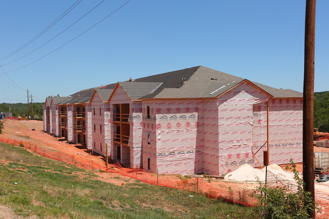 Building Photo - Mason Manor Apartments