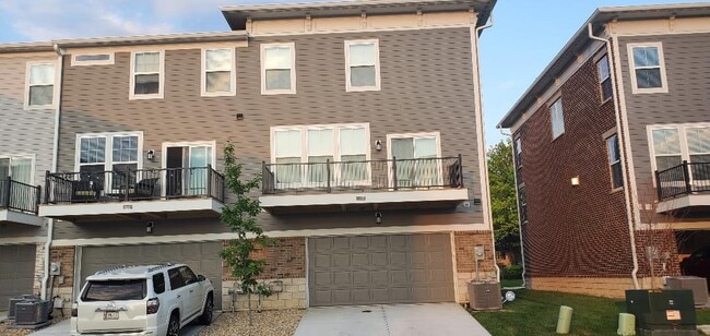 Back of Home - 13841 Gatsby Dr