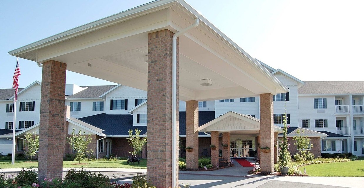 Bluebird Estates Apartments in East Longmeadow, MA