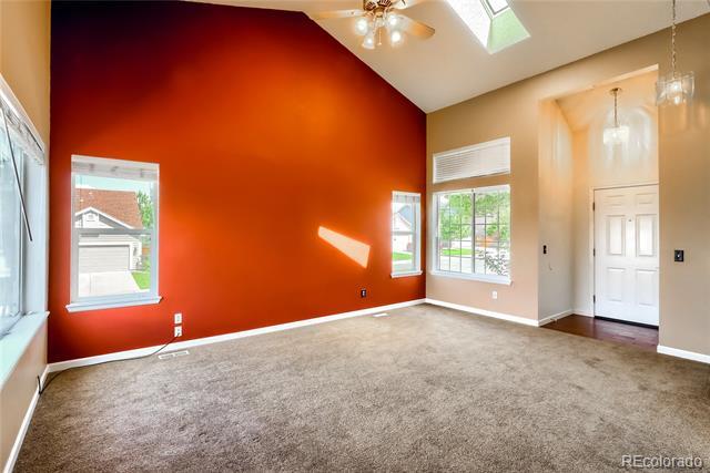Foto del edificio - 4795 Aberdeen Ave