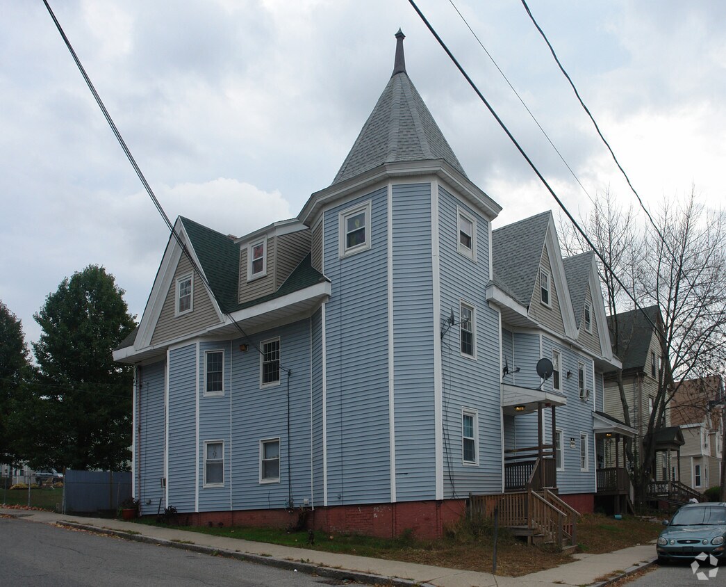 Building Photo - 43-45 Nichols St