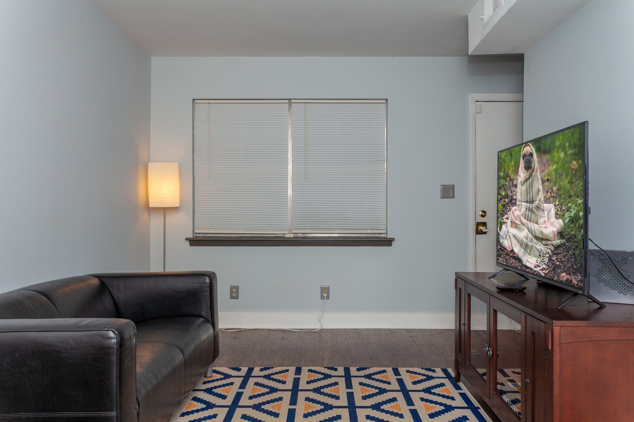 1929 Vantage Point Pl, Greensboro, NC 27407 Condo for Rent in