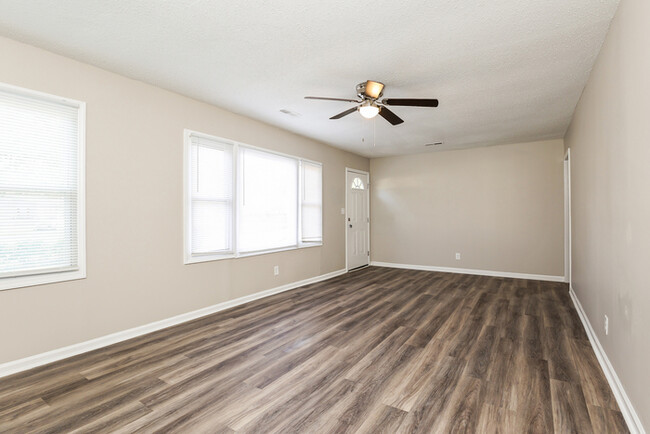 Foto del edificio - Lovely 3 Bedroom in North Charleston