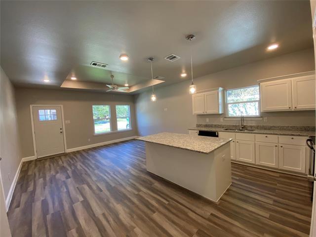 Foto del edificio - 2221 Langford St
