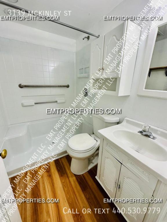 Building Photo - 3139 mckinley st