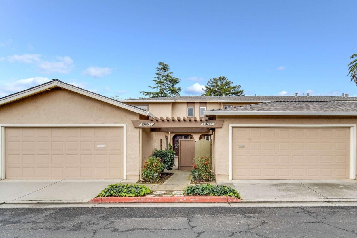 1360 Roadrunner Terrace, Sunnyvale, CA 94087 Townhome Rentals in