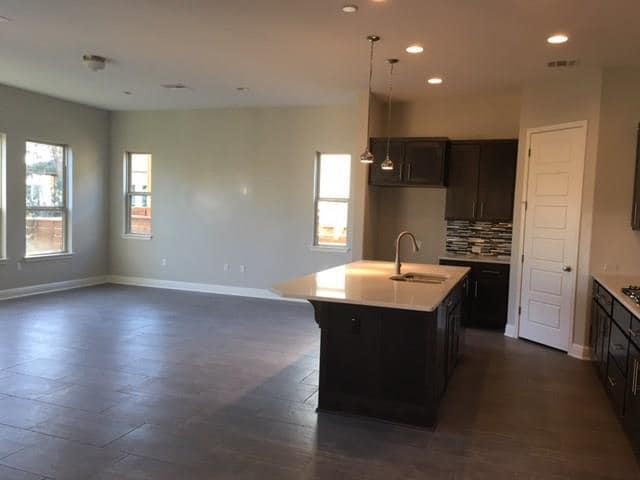 Building Photo - 10910 Hidden Caves Way
