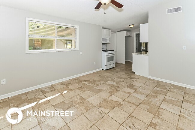 Building Photo - 2236 Colonial Hills Dr
