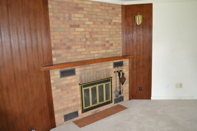 Building Photo - 4 Northlawn Ct