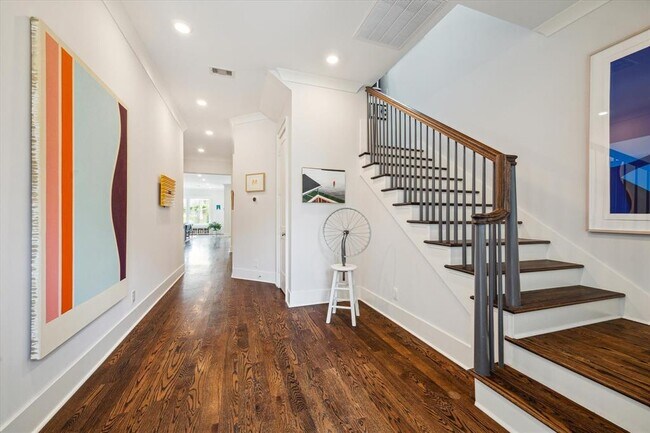 Foto del edificio - 712 E 14th St