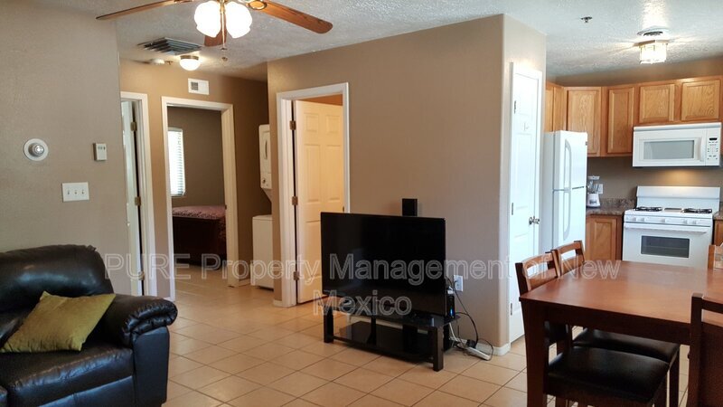 Foto principal - 504 W Navajo St
