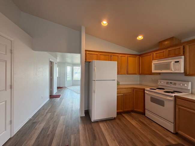 Building Photo - 4603 Messara Ln