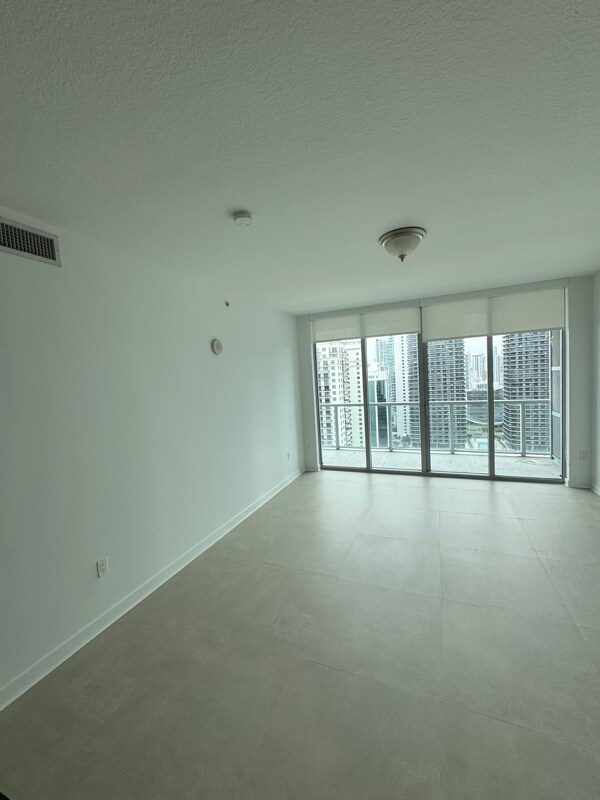 Foto del edificio - 1111 SW 1st Ave