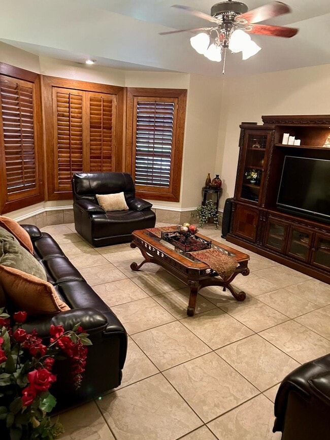 Foto del edificio - 1220 St John Loop