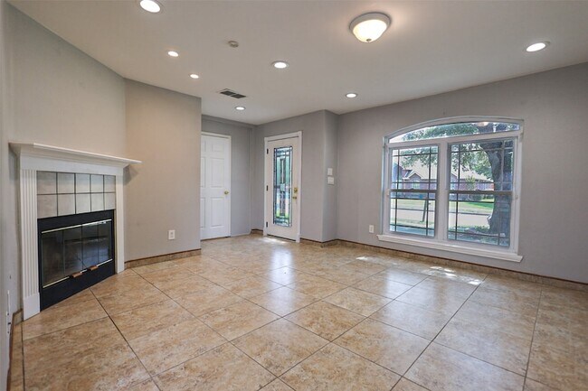 Foto del edificio - 815 Valleycreek Rd