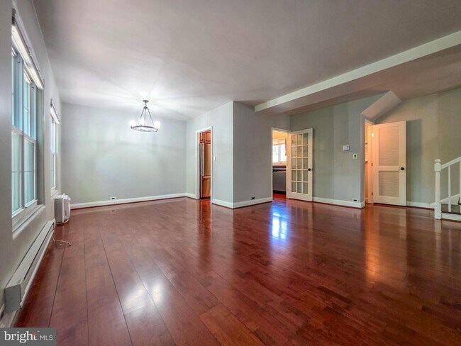 Foto del edificio - 3710 Gunston Rd