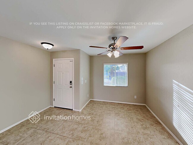 Foto del edificio - 28247 N Silver Ln