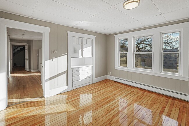 Foto del edificio - 352 W Boylston St