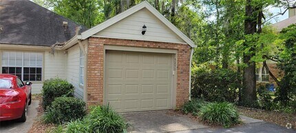 Building Photo - 5250 SW 97th Dr