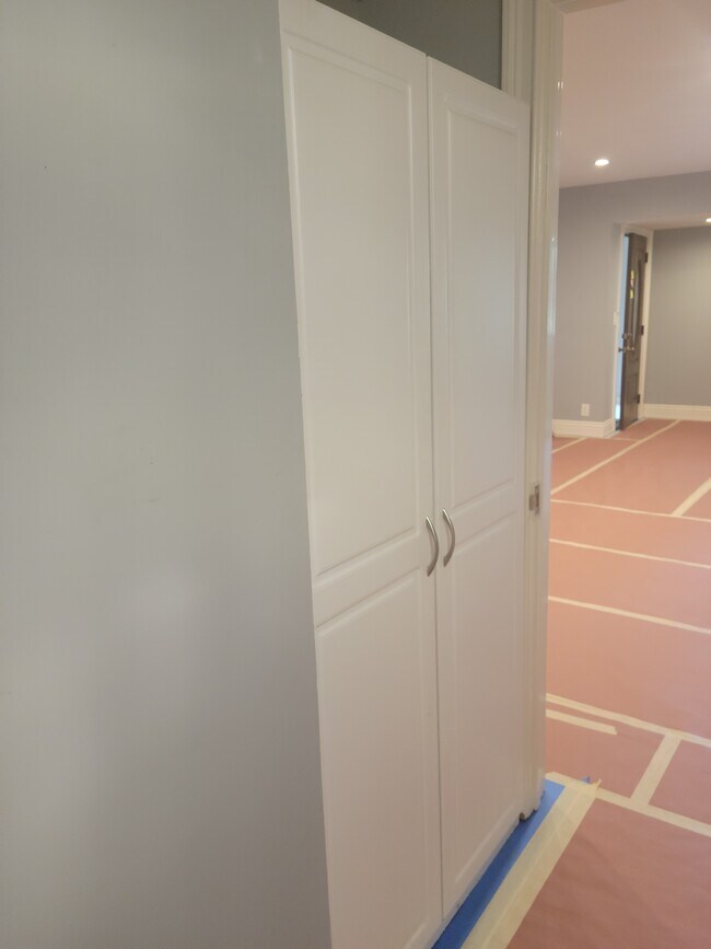 Building Photo - 4429 Saugus Ave