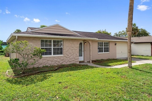 Building Photo - 9740 Lamantin Dr