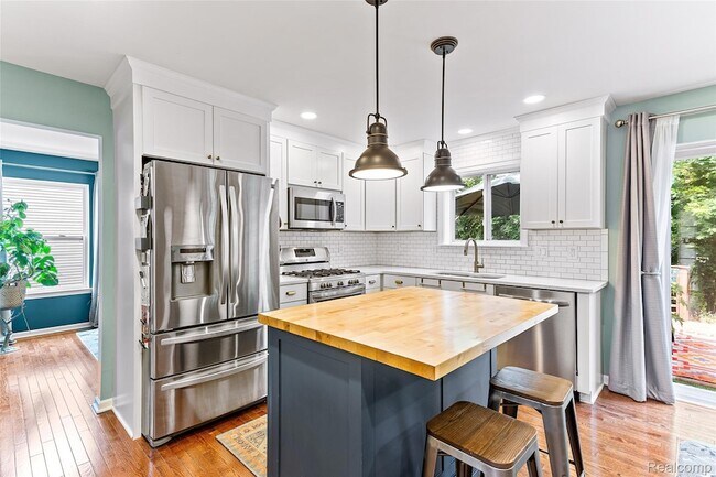 Foto del edificio - 32724 Laurelwood Ct