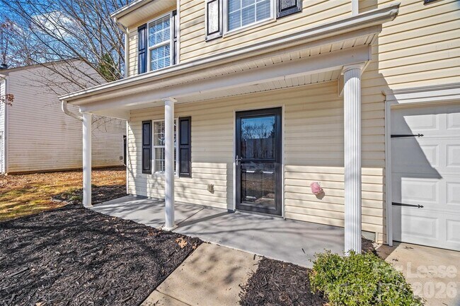 Foto del edificio - 1411 Swaying Branch Ln