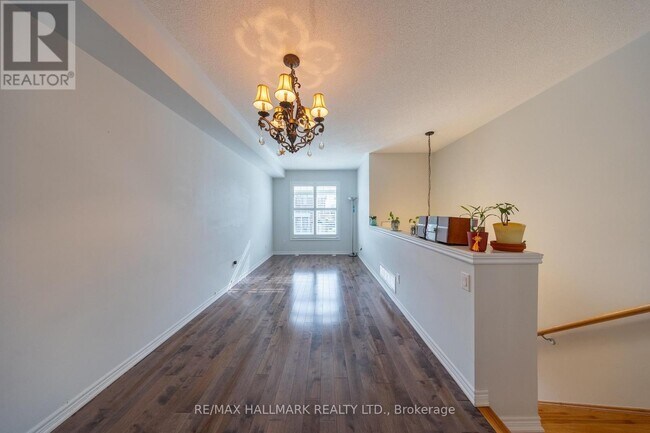 Building Photo - 322 Delray Dr