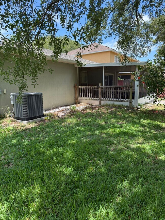 Foto del edificio - For rent condo Space Coast 5 minutes from ...