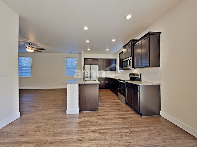 Foto del edificio - 10630 138th St Ct E