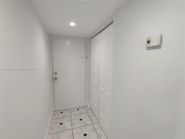 Building Photo - 801 NW 47th Ave
