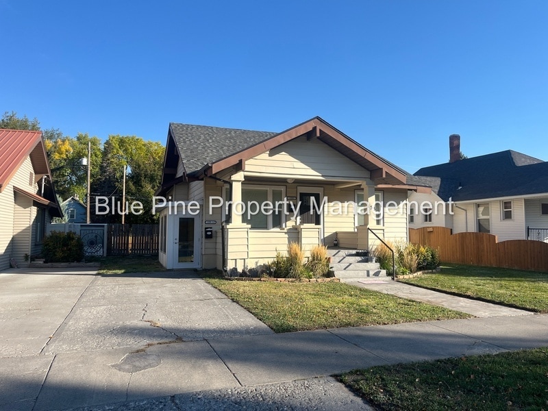 Primary Photo - 155 1/2 5th Street