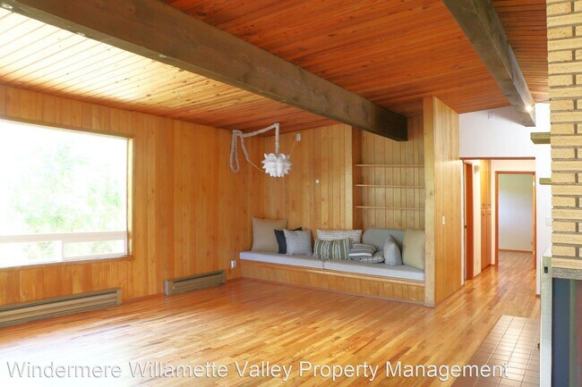 Building Photo - 5 br, 2.5 bath House - 3240 NW Elmwood Dr.