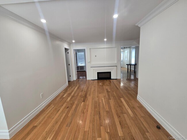 Foto del edificio - 267 Denton Ave