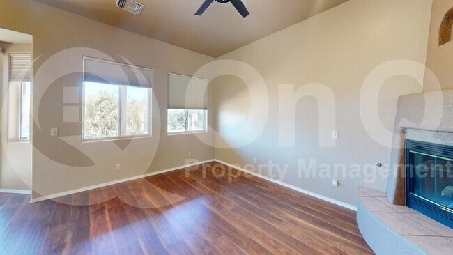 Building Photo - 6509 N Shadow Bluff Dr