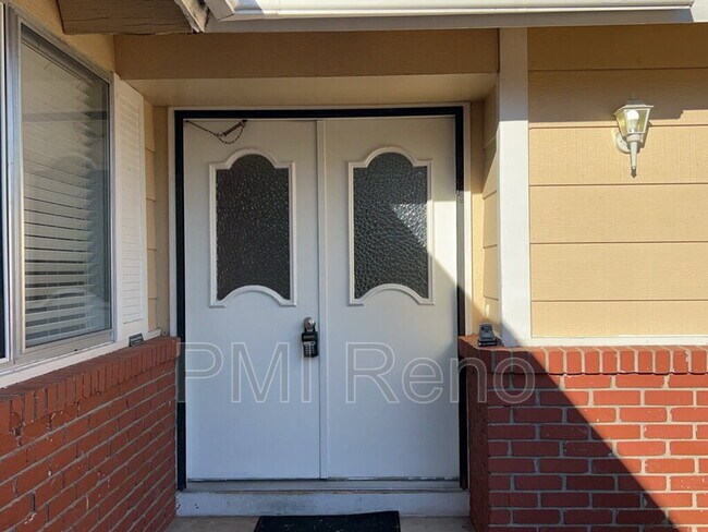 Foto del edificio - 3191 Shari Way