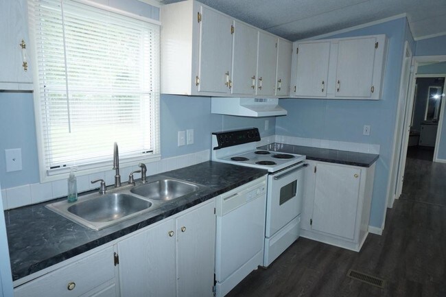 Building Photo - 2524 N Flounder Dr