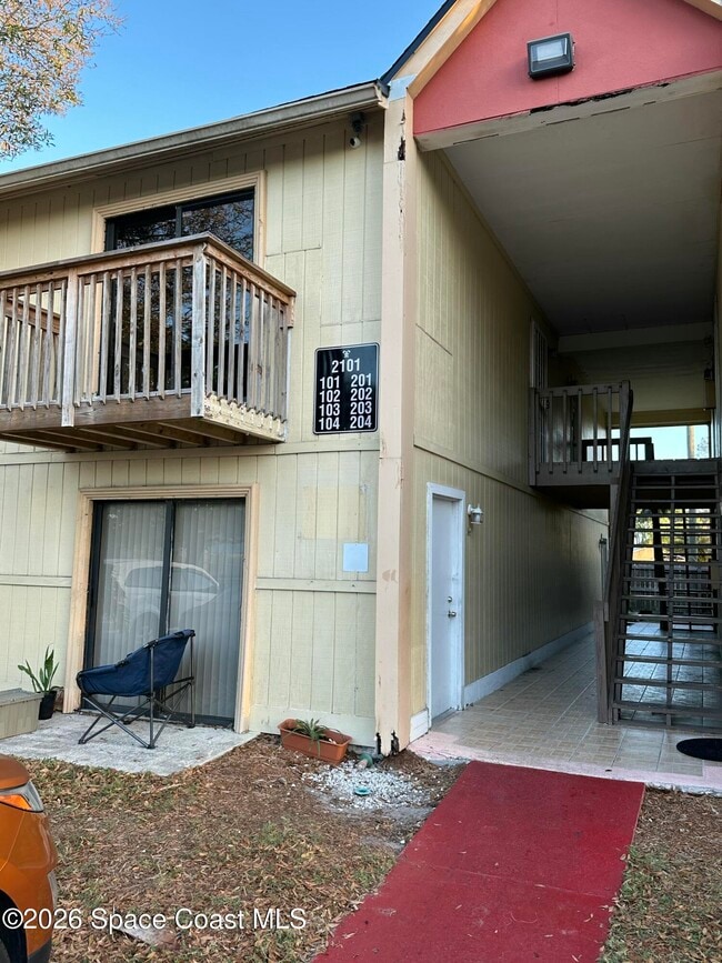 Building Photo - 2101 Forest Knoll Dr NE