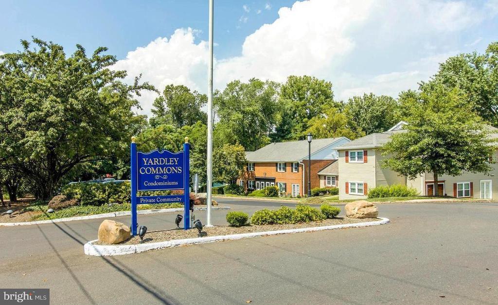Foto principal - 1703 Yardley Commons