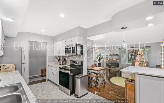 Building Photo - The Perfect 3-bedroom, 2-bathroom house Fo...