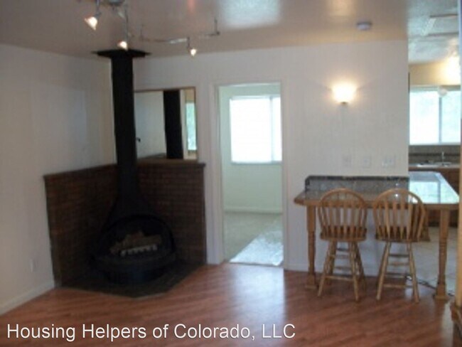 Foto del edificio - 4909 Eisenhower Dr