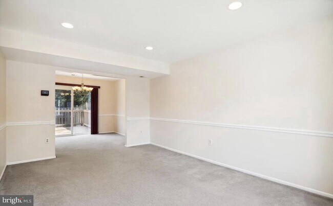 Foto del edificio - 24 Marwood Ct