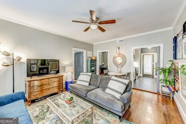 Foto del edificio - 28 Collier Rd NW