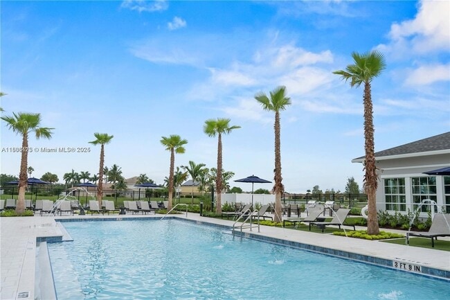 Foto del edificio - 10241 SW Newberry Ave